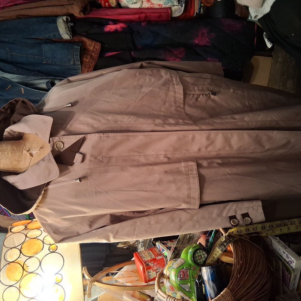 Men's Tan Trench Coat